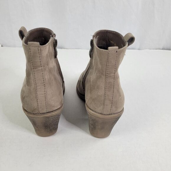 Chelsea Moreland Ankle Booties Taupe Side Zip Chunky Heel Boots Casual - Picture 4 of 13